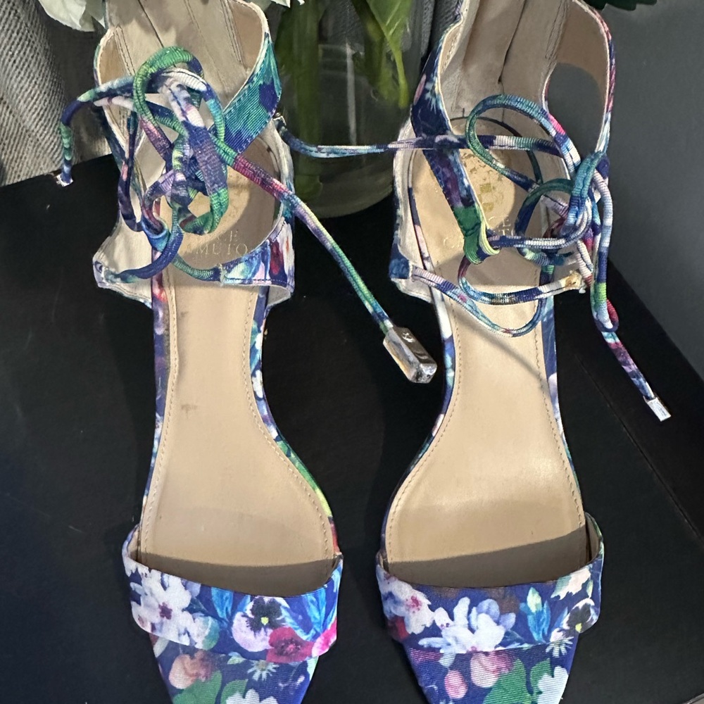Floral Lace-Up Women's Sandals